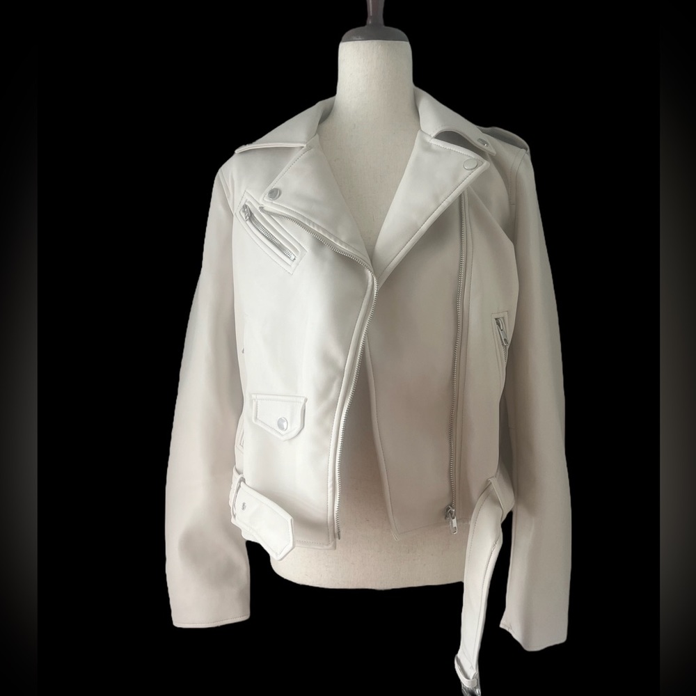 Truth‎ by Republic Ivory Faux Leather Jacket M